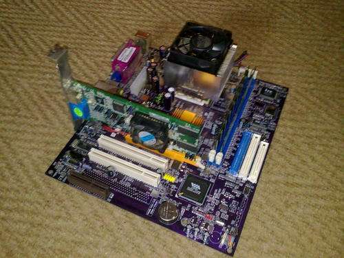 Used CPU+Motherboard+512 RAM+Graphics + free gift **FREE SHIPPING TO GAUTENG**4 DAYS ONLY**