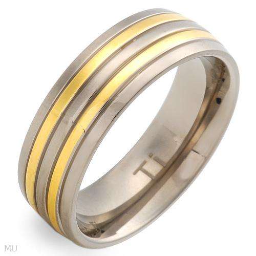 Charming Brand New Gentlemens Band Ring Well Made in 14K/Ti Gold plated Titanium Size 11.