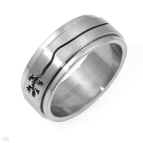 High Quality Ring in Stainless steel. Total item weight 6.2g - Size 9