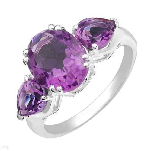 Stylish Brand New Ring With 3.50ctw Genuine Amethysts Well Made in 925 Sterling silver Size 7.