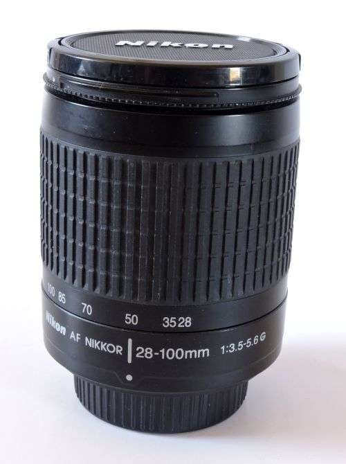 NIKON AF NIKKOR 28-100mm 1:3.5-5.6G LENS - *FREE COURIER SHIPPING*