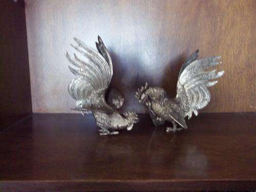 Two bronze fighting cocks - 1 x 21cm high and 1 x 19.5 cm high