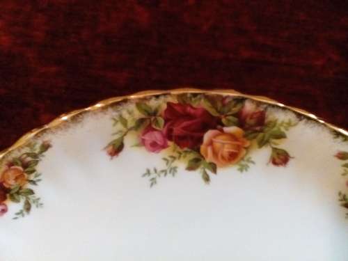 Royal Albert - Platter and Eared Cake Plate - Old Country Roses   --   Tiny Flaws Only