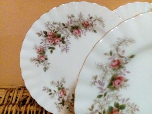 ROYAL ALBERT - Lavender Rose - Side Plates - 4 - Lovely !!     Ex Con