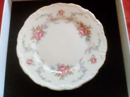 ROYAL ALBERT -- TRANQUILLITY --  SIDE PLATE -- 16CM -- AS NEW -- STUNNING !!!