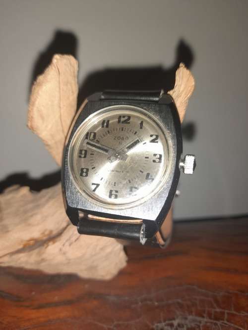 Vintage watch: ZOBO
