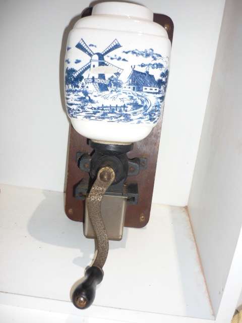 VINTAGE PORCELAIN AND WOOD COFFEE GRINDER-28CM TALL