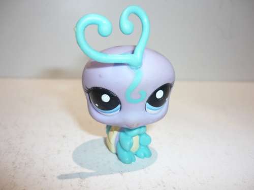 THE LITTLEST PET SHOP