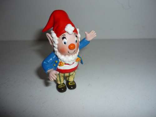 BIG EARS FIGURINE-HARD PLASTIC-7CM TALL