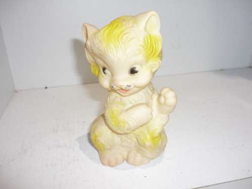 VINTAGE RUBBER TOY-CAT-14CM TALL-SQUEAKER WORKS