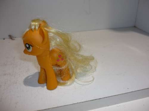 MY LITTLE PONY-APPLE  DELIGHT