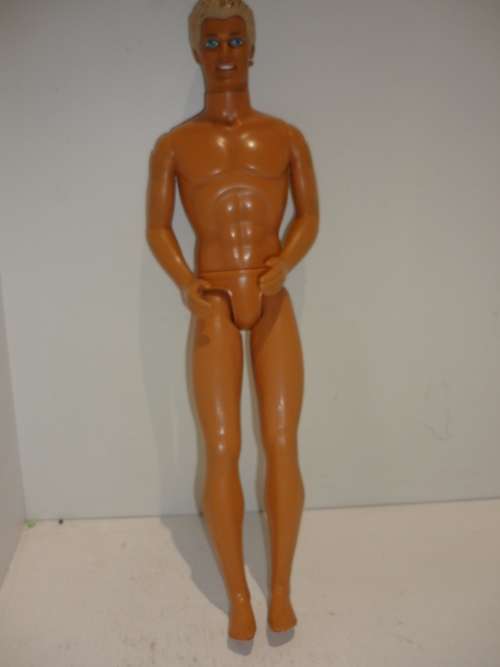 VINTAGE KEN DOLL-MATTEL-1991-MOULDED HAIR