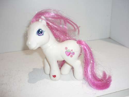 MY LITTLE PONY-STRAWBERRY SWIRL-G3