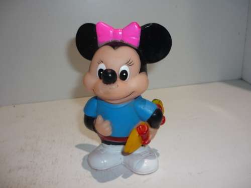 MINNIE MOUSE-SQUEAKER TOY-13CM TALL