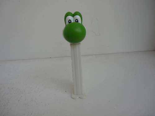 PEZ-COLLECTABLE-DRAGON-CHINA-2013