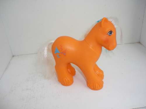 G1-MY LITTLE PONY-WIGWAM