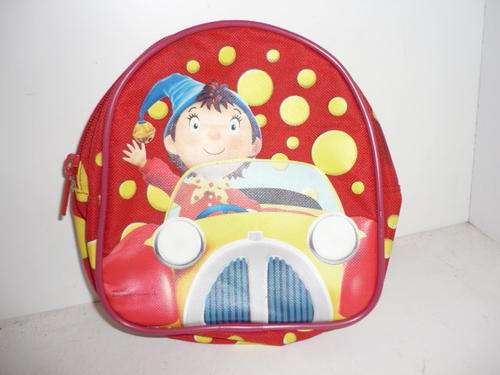NODDY SATCHEL-PLASTIC-20CM TALL WITH ZIP
