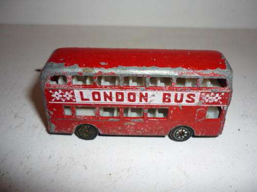 LONDON BUS-T285