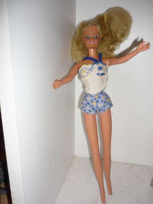 PRETTY DOLL-32CM TALL