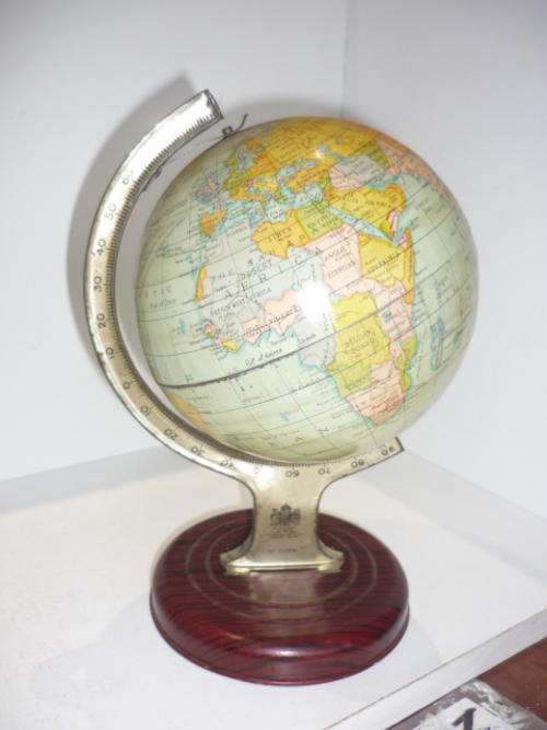 CHAD VALLEY-1950'S WORLD GLOBE-BISCUIT TIN DESIGN