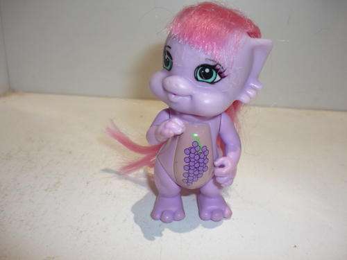 MEGABABIES FIGURINE-2008-8CM TALL