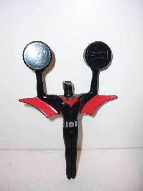 BATMAN FIGURINE-14CM LONG-HARD PLASTIC