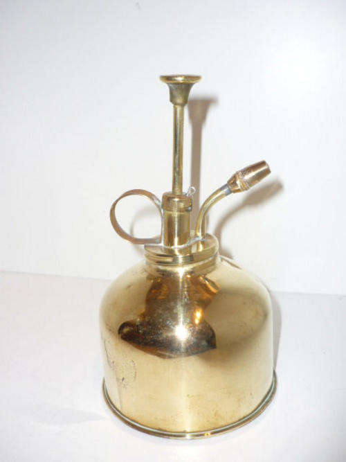 SOLID BRASS VINTAGE OIL CAN