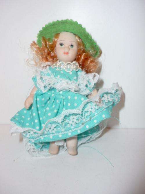 DOLL-PORCELAIN-9CM TALL
