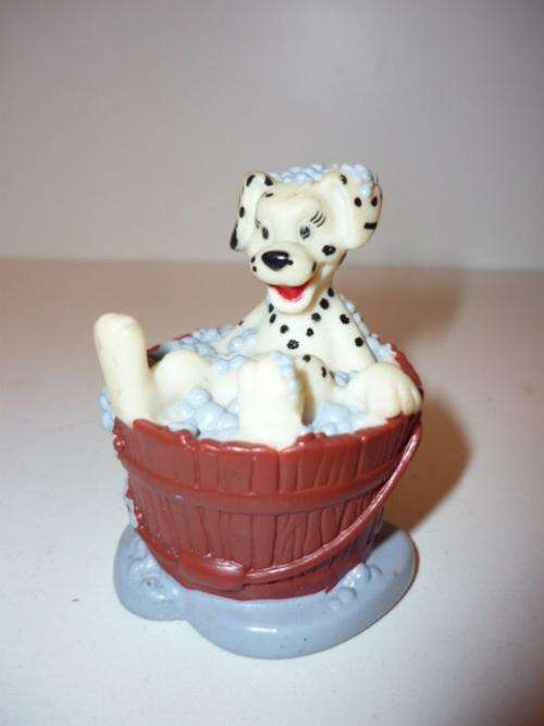 101 DALMATIONS-FIGURINE-6CM TALL