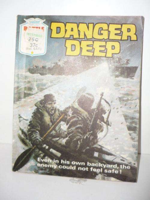 8 X WAR AND BATTLE PICTURE COMICS