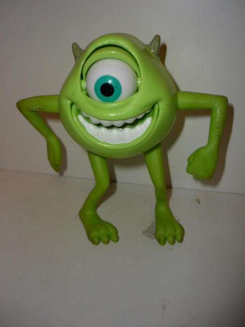 ONE EYED FIGURINE-13CM TALL