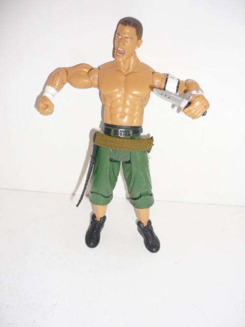 WRESTLING FIGURINE-WWE-HARD PLASTIC-2003-19CM TALL