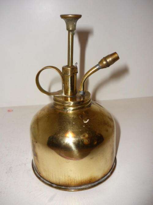 VINTAGE BRASS OIL CAN-16CM TALL