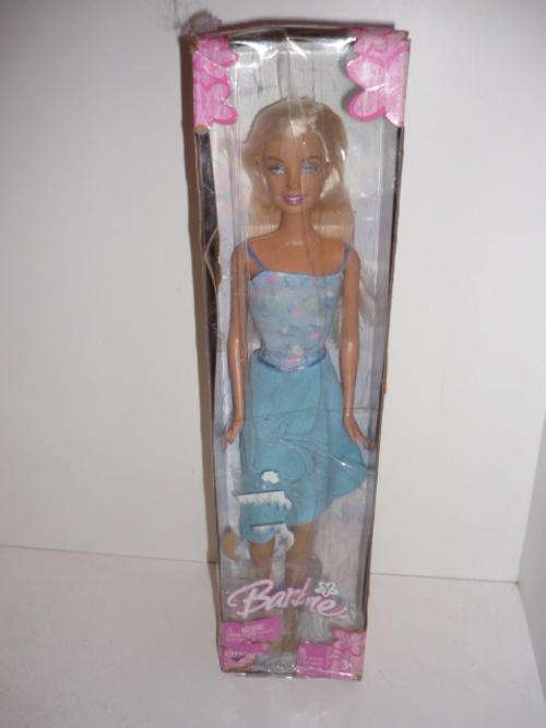 BARBIE DOLL-BOXED-MATTEL-2004