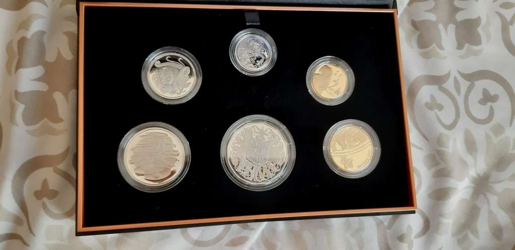 50th ANNIVERSARY OF THE MOON LANDING-2019 PROOF SET