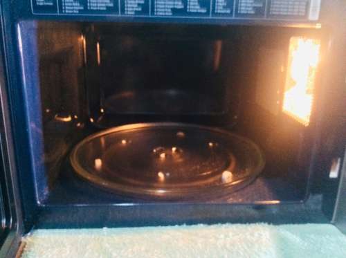 ***MOTHER`S DAY TREAT***SAMSUNG 32LTR STENA SOLO MICROWAVE WITH SMART SENSOR***IN BOX**AS NEW**