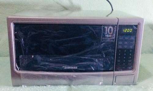 ***MOTHER`S DAY TREAT***SAMSUNG 32LTR STENA SOLO MICROWAVE WITH SMART SENSOR***IN BOX**AS NEW**