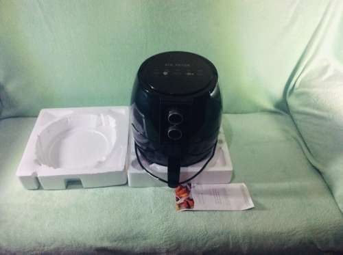 *** MOTHER`S DAY TREAT***HIGH CAPACITY AIR FRYER***IN BOX***DEMO ITEM***USED***LIKE NEW***