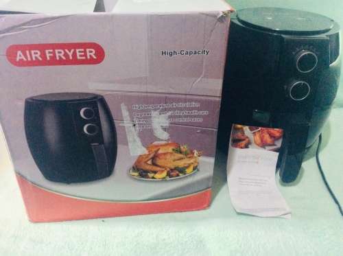 *** MOTHER`S DAY TREAT***HIGH CAPACITY AIR FRYER***IN BOX***DEMO ITEM***USED***LIKE NEW***