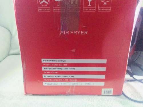 *** MOTHER`S DAY TREAT***HIGH CAPACITY AIR FRYER***IN BOX***DEMO ITEM***USED***LIKE NEW***