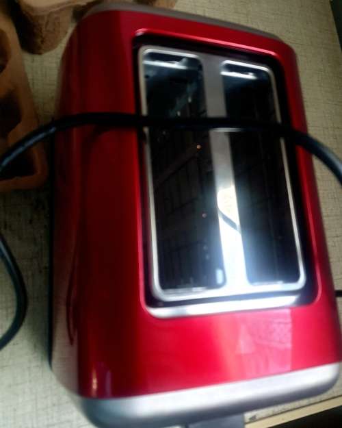 ***RUSSEL HOBBS 2-SLICE TOASTER LEGACY GEN 2 -RED***950W***RET DEMO ITEM**AS NEW**NEVER USED***