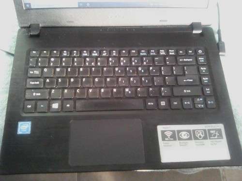 **TANTALIZING TUESDAYS**NO RESERVE** ACER ASPIRE 1 A114-31-C256**USED