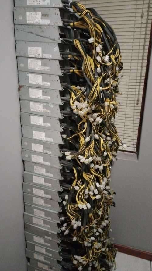 Bitmain Antminer APW3+ 1600W PSUs