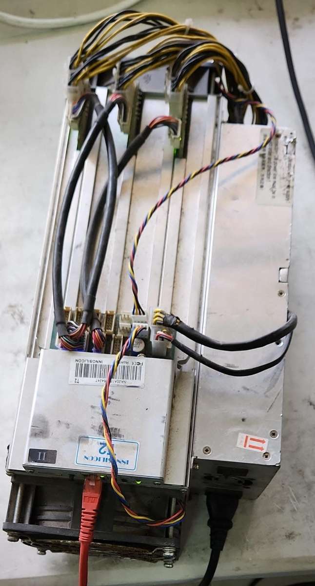 Innosilicon T2 (14-15 Ths) Bitcoin ASIC Miner - Includes Power Supply (Bitcoin Miner)