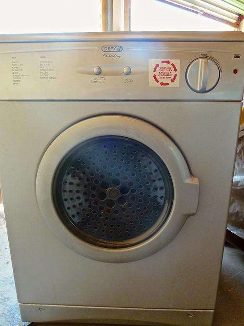TUMBLE DRYER - DEFY AUTODRY