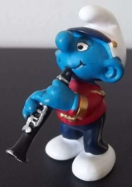 Original CLARINET SMURF !!! RARE MARCHING BAND SERIES !! EXCELLENT CONDITION !! Smurfs!