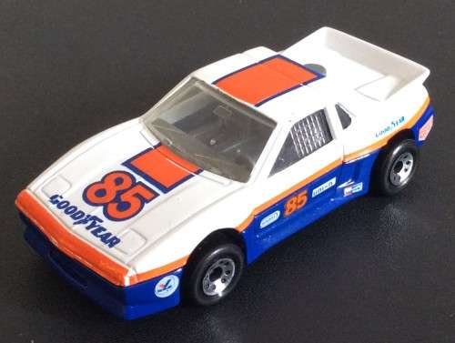 MATCHBOX PONTIAC FIERO !! RARE WHITE + BLUE + ORANGE #85 VARIANT !! 1985 MACAU ! Excellent !!