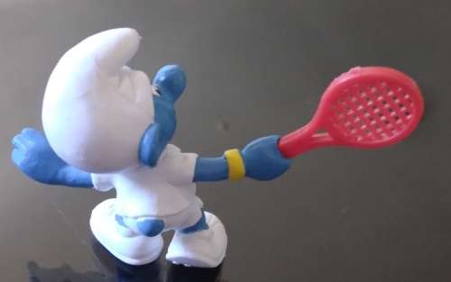 Original Vintage TENNIS Smurf!! Peyo PORTUGAL !! Darker Red Racket Variant ! 1979 !! Smurfs! RARE!!
