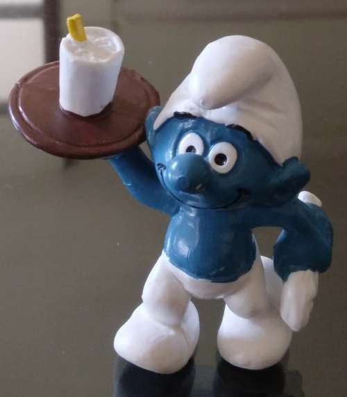 Original Vintage WAITER Smurf !! 1983 HONG KONG ! HIGH VALUE ! Brown Tray VARIANT! Smurfs VERY RARE!
