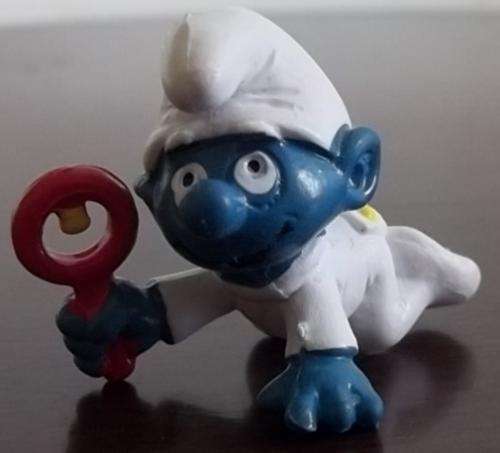 Original BABY SMURF!  !! MINT CONDITION !! RARE + sought after !